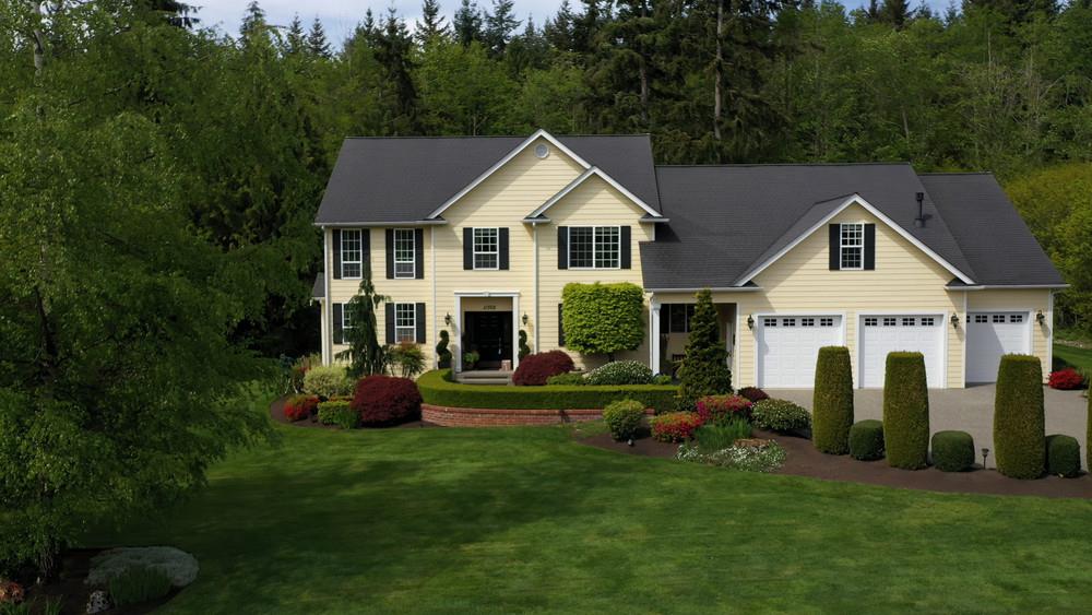 Why Asphalt Shingles Remain America’s Most Popular Roofing Choice